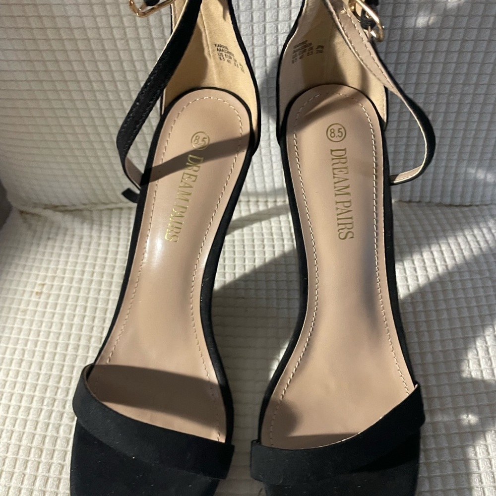 Dream Pairs Black Strappy Heels